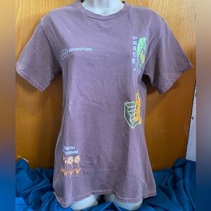 NWT Urban Outfitters,Global Hiatus graphic Tee,brown front/back inspirations